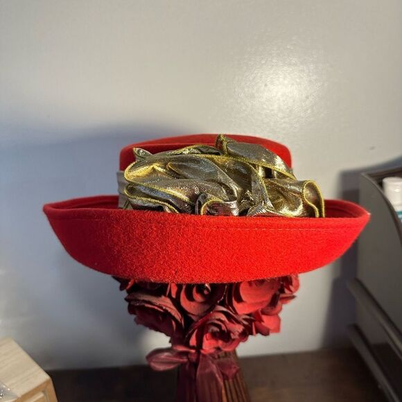 LOT OF 4 VINTAGE WOMENS DRESS HATS - Picture 8 of 16